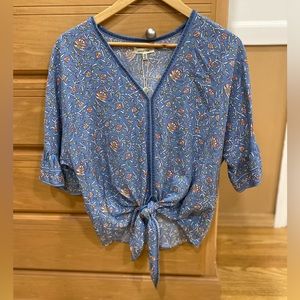 NWT MAX STUDIO Periwinkle blue cropped blouse XS